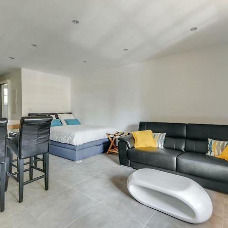 Le Hameau Des Pins Apartment Saint-Raphael  Bagian luar foto
